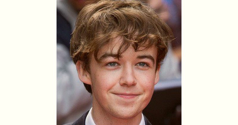 Alex Lawther Age and Birthday