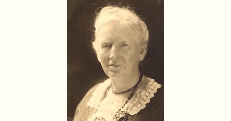 Alice Mary Robertson Age and Birthday