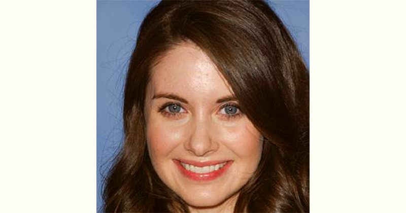 Alison Brie Age and Birthday
