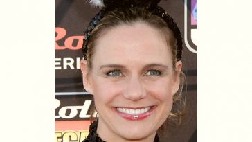 Andrea Barber Age and Birthday