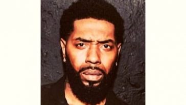 Aye Verb Age and Birthday