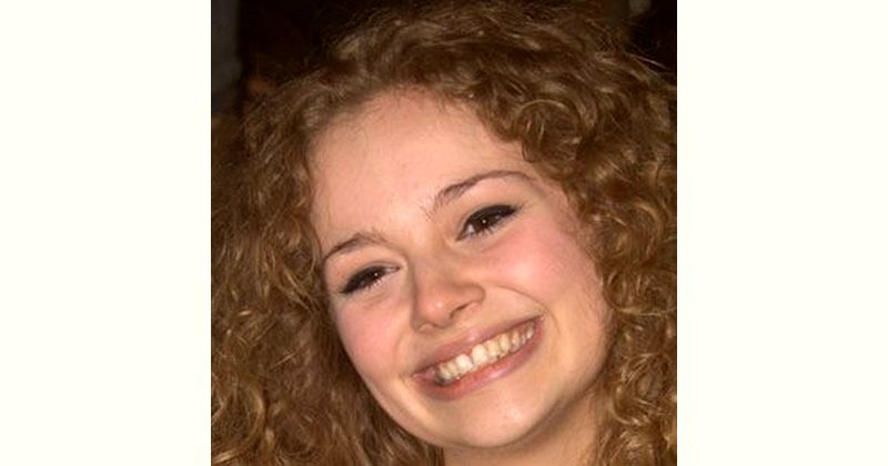 Carrie Fletcher Age and Birthday