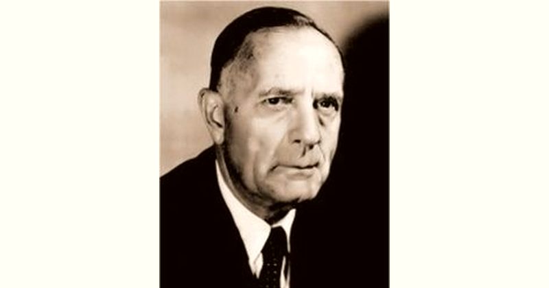 Edwin Hubble Age and Birthday