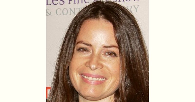Holly Combs Age and Birthday
