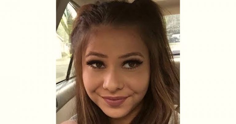 Kinda Sarah Age And Birthday BirthdayAge.com