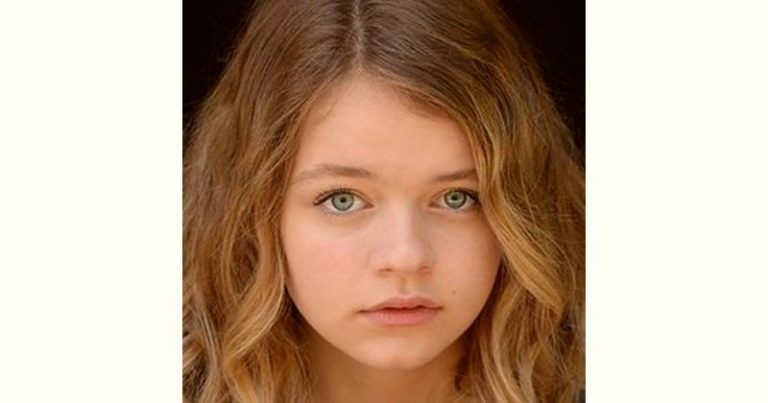 Kylie Rogers Age And Birthday BirthdayAge.com