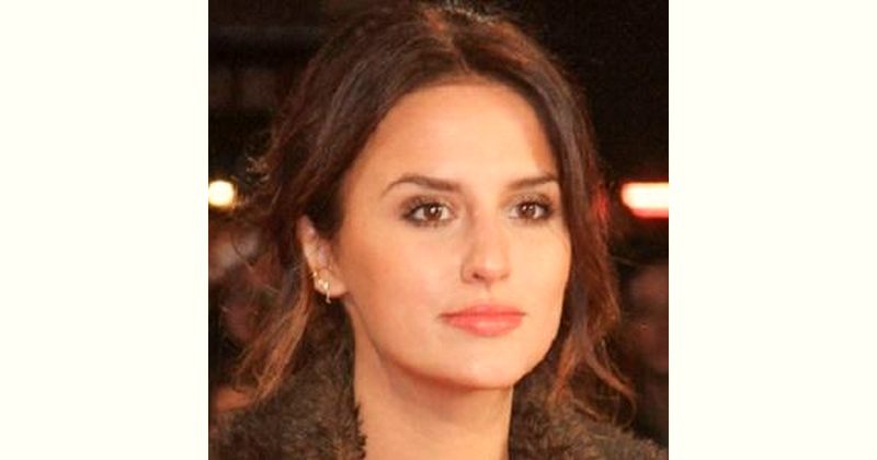 Lucy Watson Age and Birthday