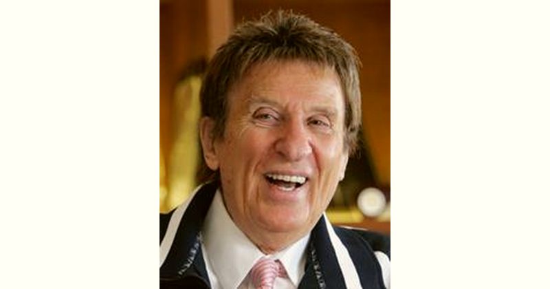 Mike Ilitch Age and Birthday