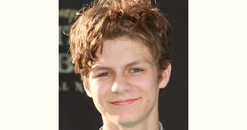 Movieactor Ty Simpkins Age and Birthday