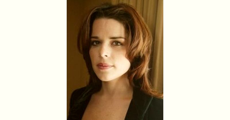 Neve Campbell Age and Birthday