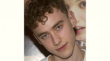Olly Alexander Age and Birthday
