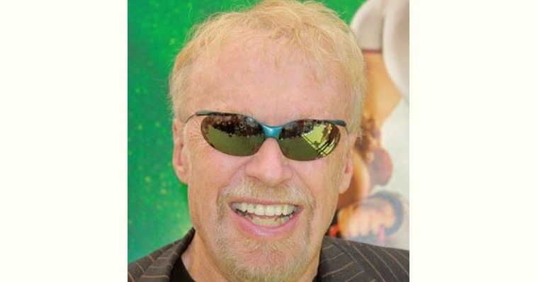 Phil Knight Age and Birthday
