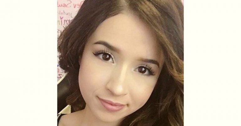 Pokimane Age And Birthday BirthdayAge.com