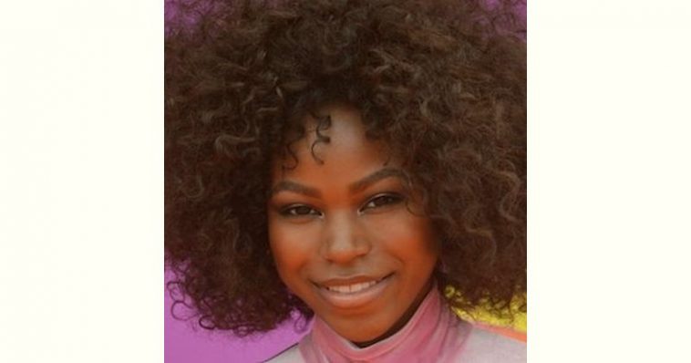 Riele Downs Age and Birthday