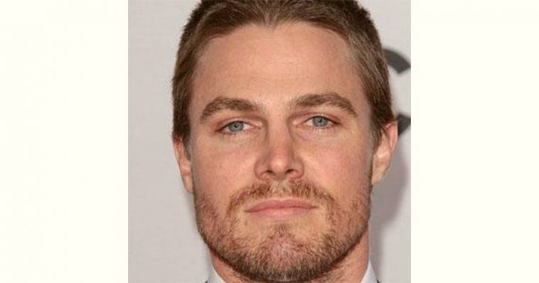 Stephen Amell Age and Birthday