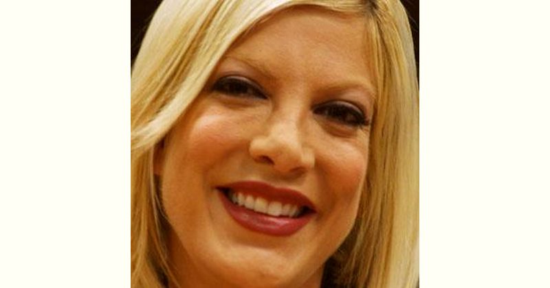 Tori Spelling Age and Birthday