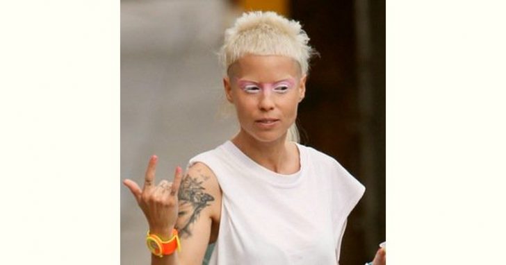 Yolandi Visser Age And Birthday BirthdayAge.com