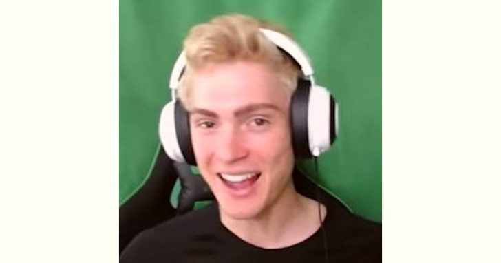 Zachary Todd Age And Birthday BirthdayAge.com